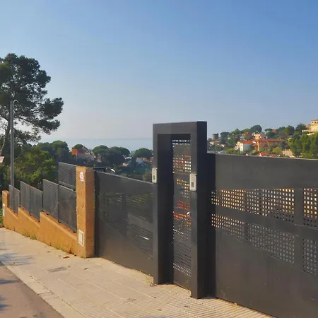 Dom wakacyjny In With House Sea View Santa Susanna