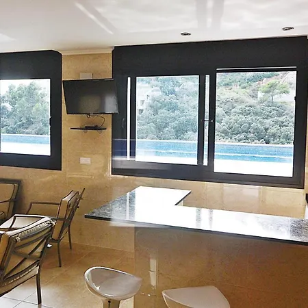 In With House Sea View 펜션 *